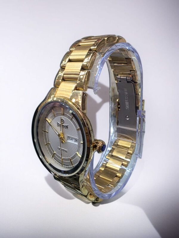 ساعة نسائية من طراز Sveston Aristos