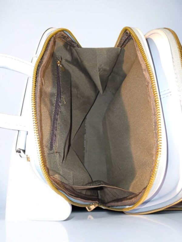 شنطة نسائية نوع ظهر