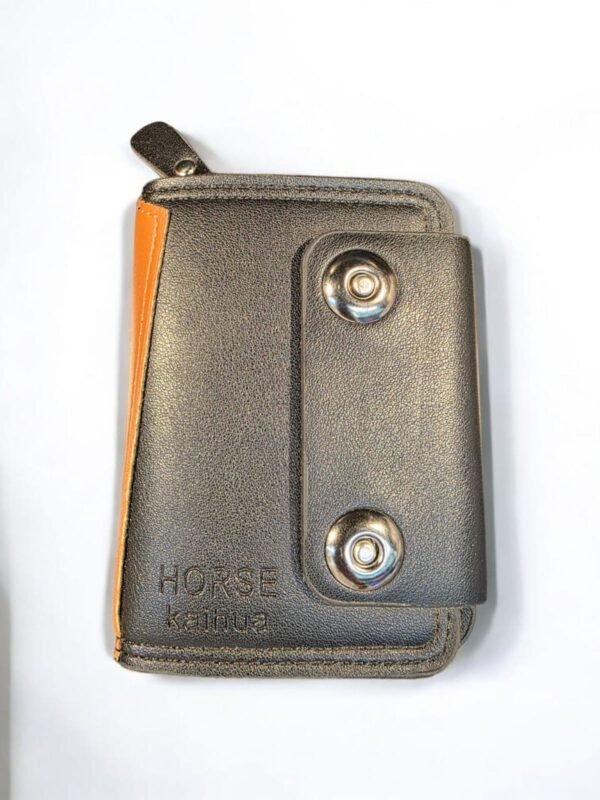 محفظة رجالية لون اسود مع بني فاتح