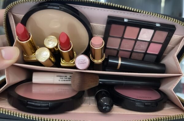 محفظة نسائية